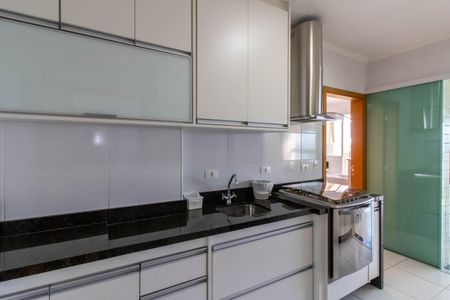 Apartamento à venda com 165m², 3 quartos e 3 vagas Apartamento à venda com 165m², 3 quartos e 3 vagasCozinha