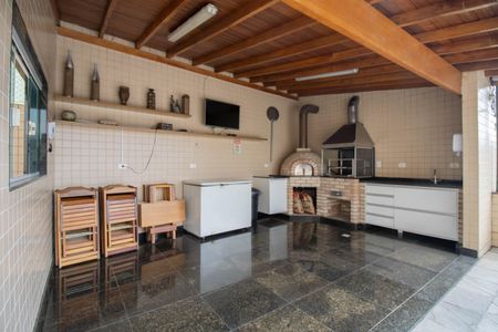 Apartamento à venda com 165m², 3 quartos e 3 vagas Apartamento à venda com 165m², 3 quartos e 3 vagasArea Comum - Churrasqeuira