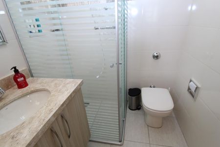 Foto 13 de casa à venda com 3 quartos, 216m² em Chácara Inglesa, São Paulo