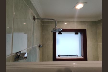 Casa de condomínio à venda com 320m², 4 quartos e 6 vagasBanheiro da Suíte 3