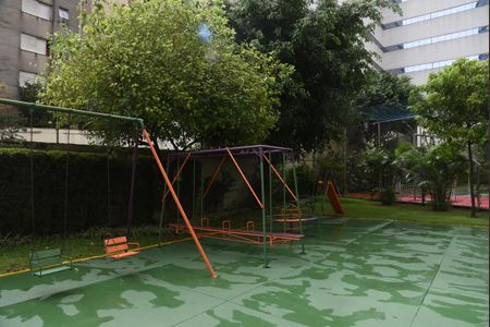 Apartamento para alugar com 45m², 1 quarto e 1 vagaÁrea comum - Playground