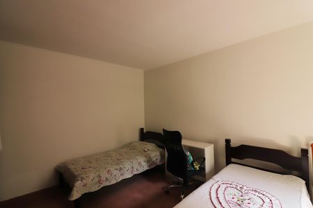 Casa à venda com 289m², 3 quartos e 4 vagasQuarto 2