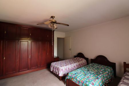 Casa à venda com 289m², 3 quartos e 4 vagasQuarto 3