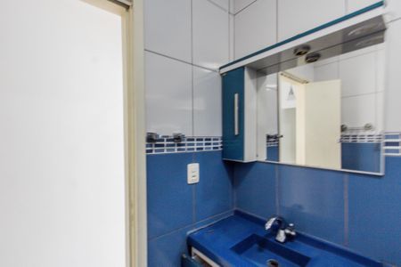 Casa à venda com 128m², 4 quartos e 2 vagasBanheiro 1