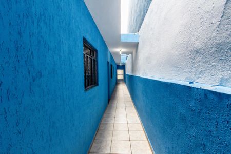 Casa à venda com 128m², 4 quartos e 2 vagasCorredor