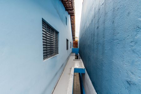 Casa à venda com 128m², 4 quartos e 2 vagasCorredor