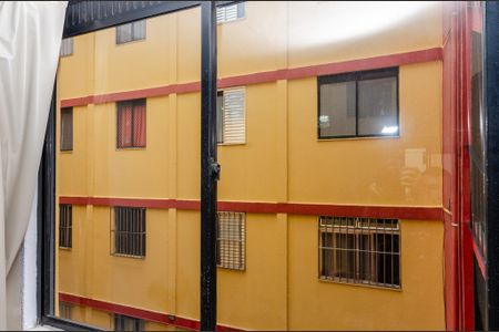 Apartamento à venda com 47m², 2 quartos e 1 vagaSala - Janela