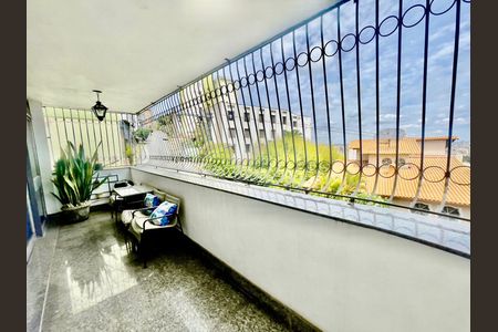 Apartamento à venda com 4 quartos, 180m² em São Lucas, Belo Horizonte