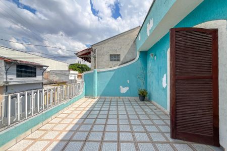 Casa à venda com 161m², 3 quartos e 2 vagasVaranda