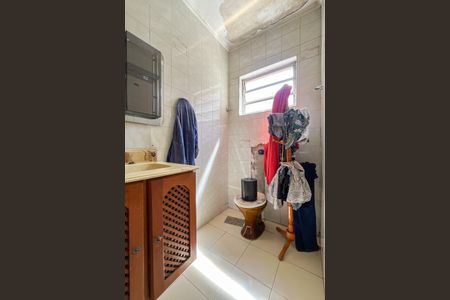 Casa à venda com 161m², 3 quartos e 2 vagasBanheiro da Suíte