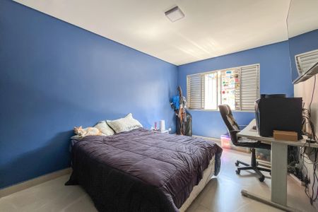 Casa à venda com 161m², 3 quartos e 2 vagasQuarto 2