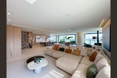 Apartamento à venda com 344m², 4 quartos e 4 vagas