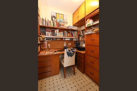 Apartamento à venda com 100m², 2 quartos e 1 vagaQuarto de Serviço