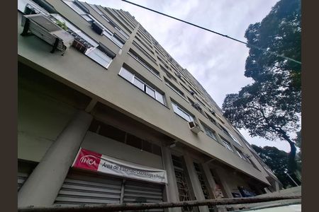 Fachada e portaria de apartamento à venda com 1 quarto, 45m² em Centro, Rio de Janeiro