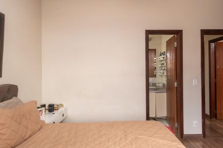 Apartamento para alugar com 140m², 3 quartos e 1 vaga Apartamento para alugar com 140m², 3 quartos e 1 vagaSuíte
