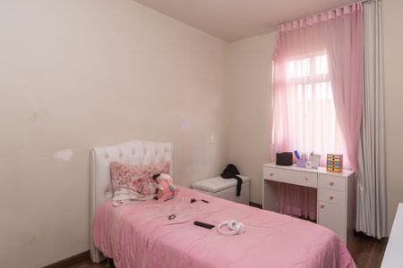 Apartamento para alugar com 140m², 3 quartos e 1 vaga Apartamento para alugar com 140m², 3 quartos e 1 vagaQuarto 2