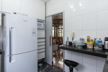 Apartamento para alugar com 140m², 3 quartos e 1 vaga Apartamento para alugar com 140m², 3 quartos e 1 vagaCozinha
