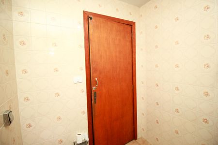 Casa à venda com 300m², 3 quartos e 3 vagasBanheiro 2