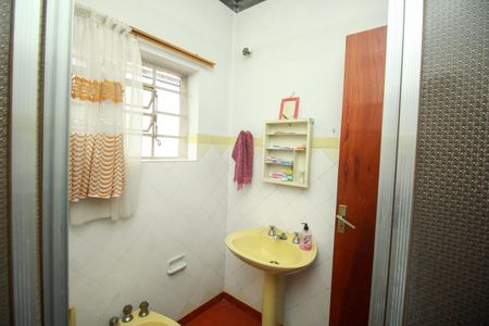 Casa à venda com 300m², 3 quartos e 3 vagasBanheiro 1