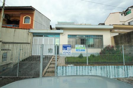 Casa à venda com 300m², 3 quartos e 3 vagasPlaca instalada em 18/04/2026 com o código WYNY-753