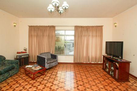 Casa à venda com 300m², 3 quartos e 3 vagasSala