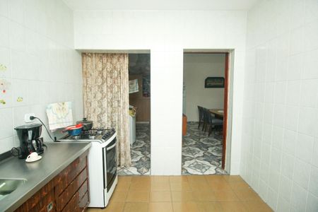 Casa à venda com 300m², 3 quartos e 3 vagasCozinha