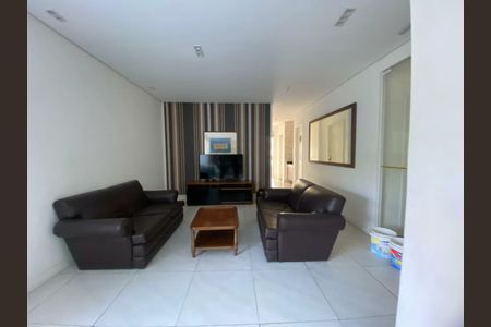 Apartamento para alugar com 68m², 3 quartos e 1 vaga