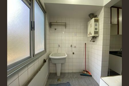 Apartamento para alugar com 68m², 3 quartos e 1 vaga