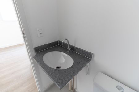 Apartamento para alugar com 37m², 2 quartos e sem vagaBanheiro 