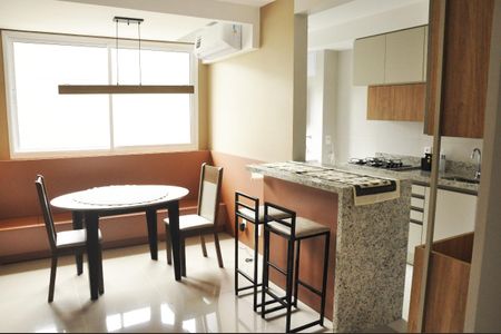 Apartamento à venda com 56m², 1 quarto e 1 vagaSala