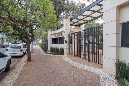 Apartamento para alugar com 172m², 4 quartos e 3 vagasFachada