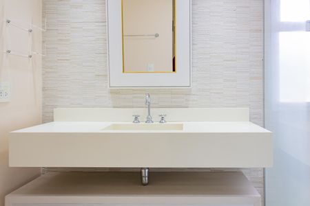 Apartamento para alugar com 172m², 4 quartos e 3 vagasBanheiro da Suíte 1