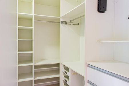 Apartamento para alugar com 172m², 4 quartos e 3 vagasCloset da suíte 1