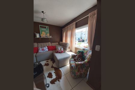 Sala de casa de condomínio à venda com 3 quartos, 90m² em Hípica, Porto Alegre