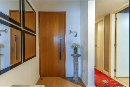 Apartamento à venda com 116m², 3 quartos e 1 vagaFoto 01