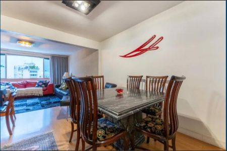 Apartamento à venda com 116m², 3 quartos e 1 vagaFoto 01