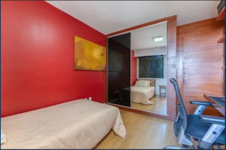 Apartamento à venda com 116m², 3 quartos e 1 vagaFoto 01
