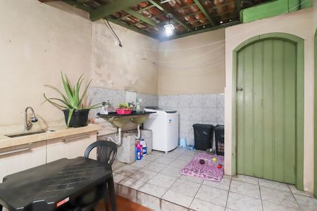 Casa à venda com 88m², 2 quartos e 2 vagasÁrea de Serviço