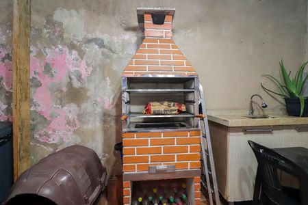 Casa à venda com 88m², 2 quartos e 2 vagasChurrasqueira