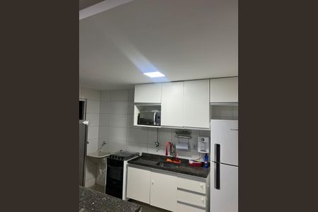 Apartamento para alugar com 55m², 2 quartos e sem vagaCozinha e Área de Serviço