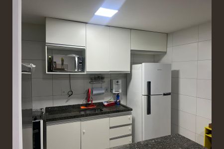 Apartamento para alugar com 55m², 2 quartos e sem vagaCozinha e Área de Serviço