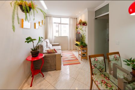 Sala de apartamento para alugar com 3 quartos, 70m² em Grajaú, Belo Horizonte