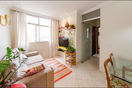 Sala de apartamento para alugar com 3 quartos, 70m² em Grajaú, Belo Horizonte