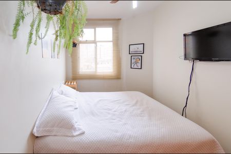 Quarto 1 de apartamento para alugar com 3 quartos, 70m² em Grajaú, Belo Horizonte