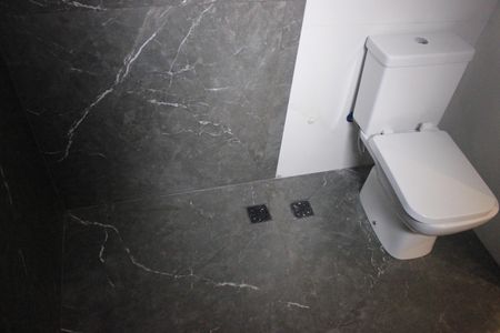 Casa à venda com 125m², 3 quartos e 2 vagasBanheiro social dos quartos