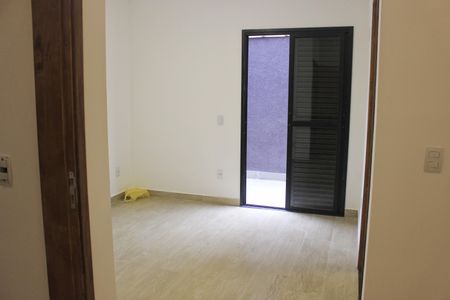 Casa à venda com 125m², 3 quartos e 2 vagasSuíte