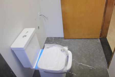 Casa à venda com 125m², 3 quartos e 2 vagasBanheiro da Suíte