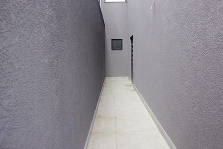 Casa à venda com 125m², 3 quartos e 2 vagasLavanderia e corrredor