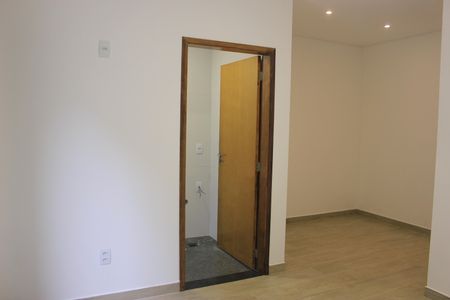Casa à venda com 125m², 3 quartos e 2 vagasSuíte