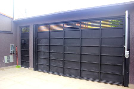 Casa à venda com 125m², 3 quartos e 2 vagasGaragem